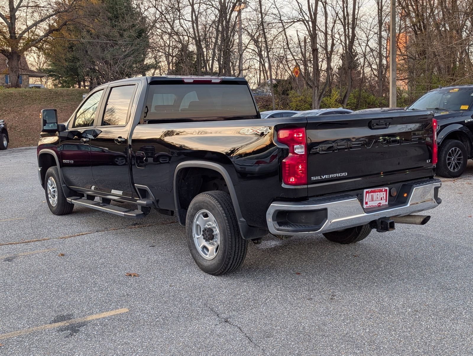 Used 2024 Chevrolet Silverado 2500 LT image 5