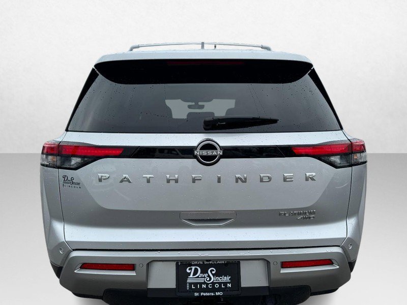 Used 2024 Nissan Pathfinder Platinum w/ Cargo Package image 6