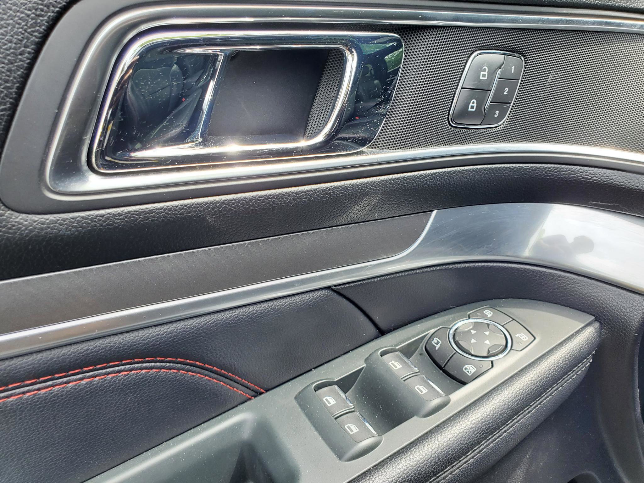 Used 2019 Ford Explorer Sport w/ Equipment Group 401A image 46