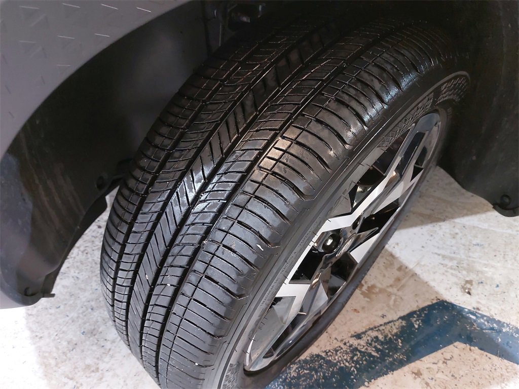 Certified 2024 Hyundai Santa Cruz Limited image 32