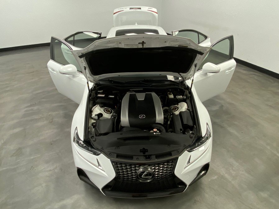 Used 2018 Lexus IS 300 AWD image 51