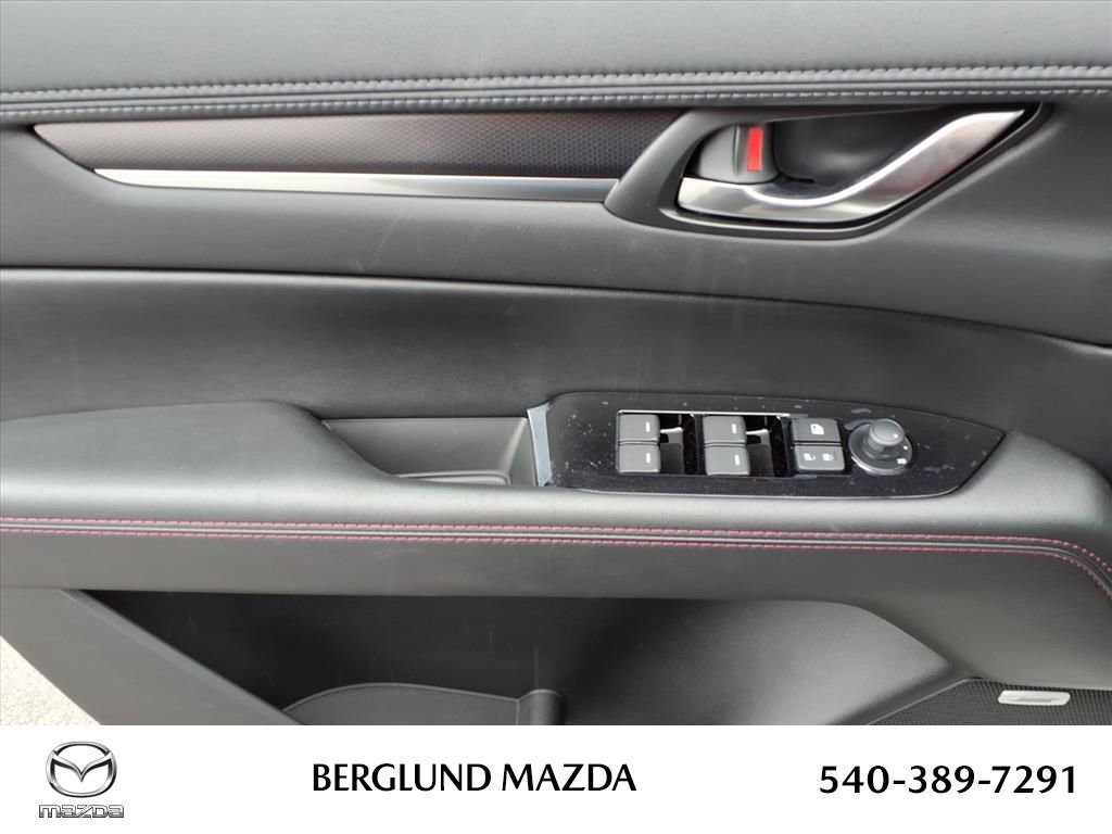 New 2025 MAZDA CX-5 Carbon Edition image 12