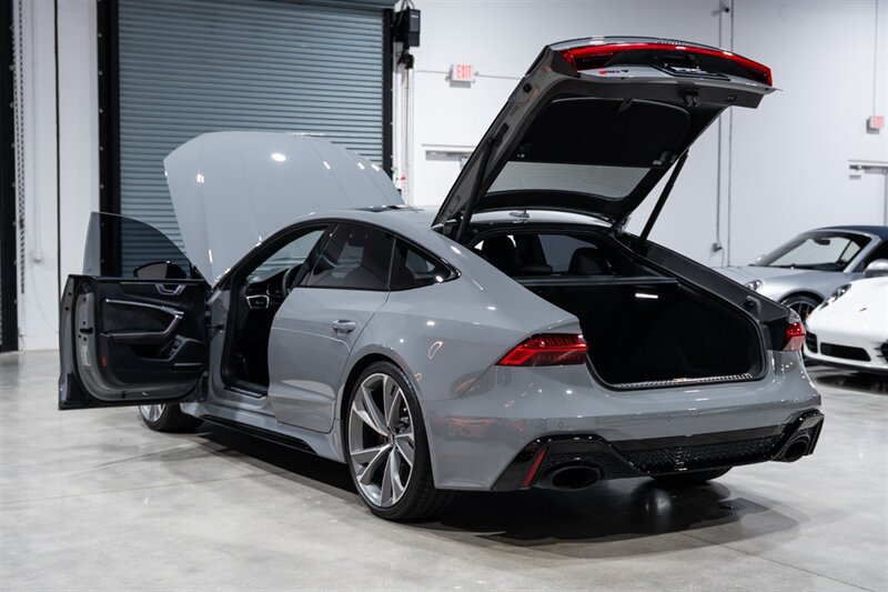 Used 2021 Audi RS 7 Sportback w/ Black Optic Package AWD/4WD image 42