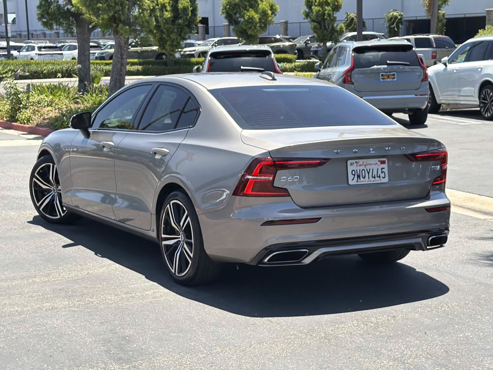 Used 2019 Volvo S60 T5 R-Design FWD image 7