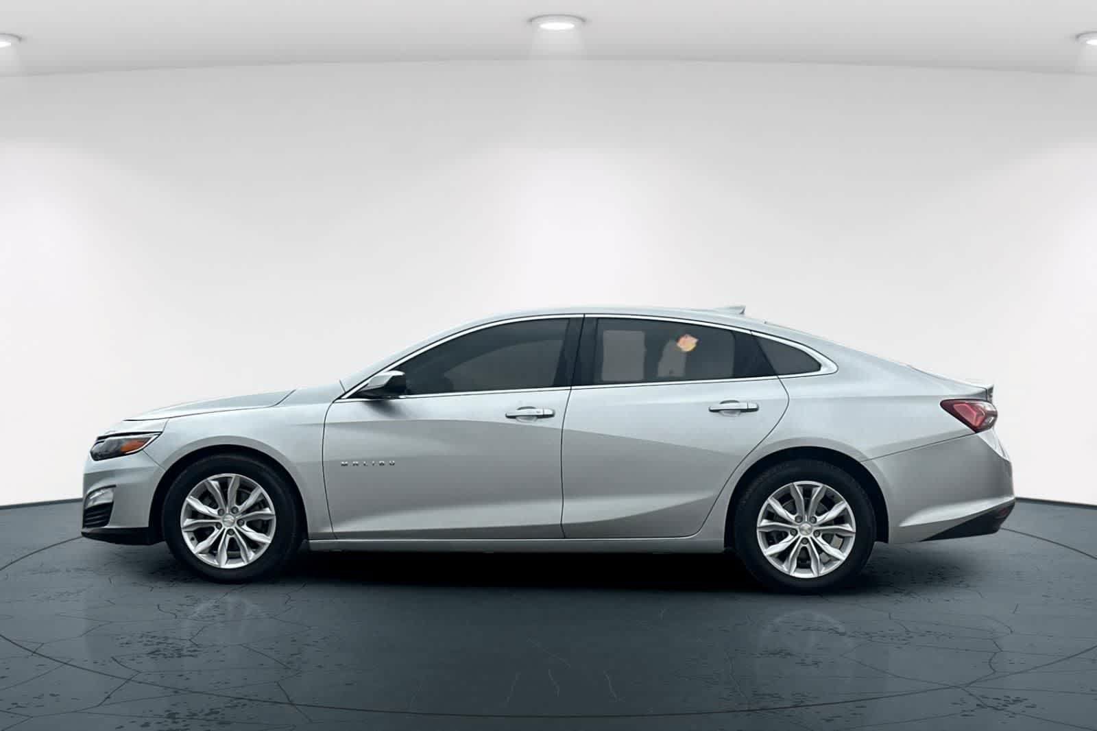 Used 2020 Chevrolet Malibu LT FWD image 9
