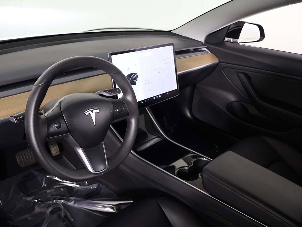Used 2020 Tesla Model 3 Long Range image 28