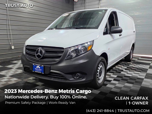 Used 2023 Mercedes-Benz Metris image 1