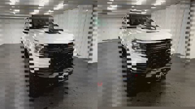 Used 2022 Chevrolet Colorado ZR2 image 3