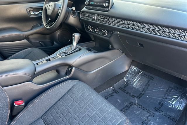 Used 2025 Honda HR-V Sport image 15