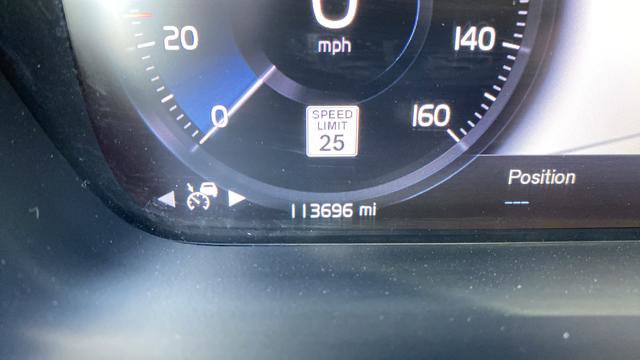Used 2019 Volvo XC90 T6 Momentum w/ Advanced Package AWD/4WD image 10