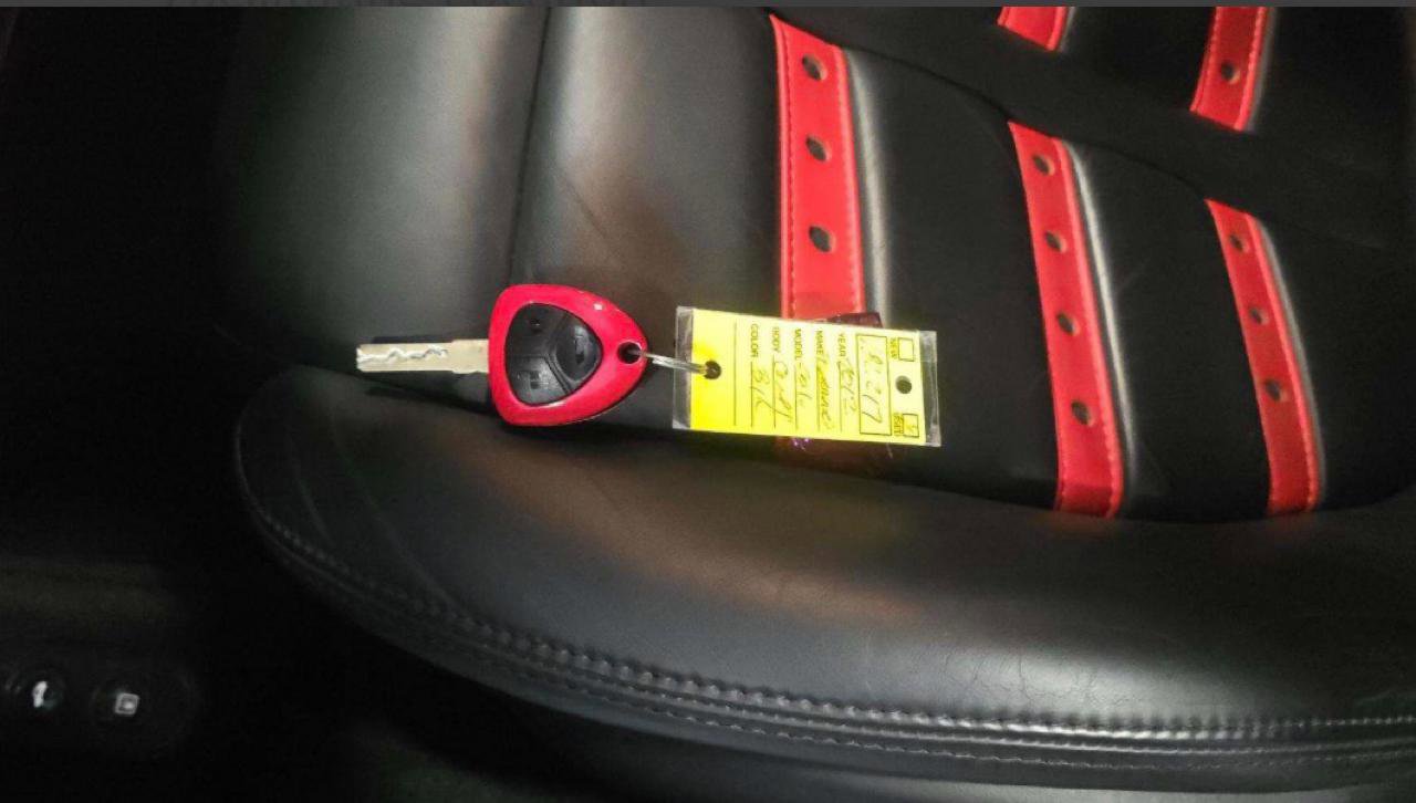 Used 2012 Ferrari California RWD image 13