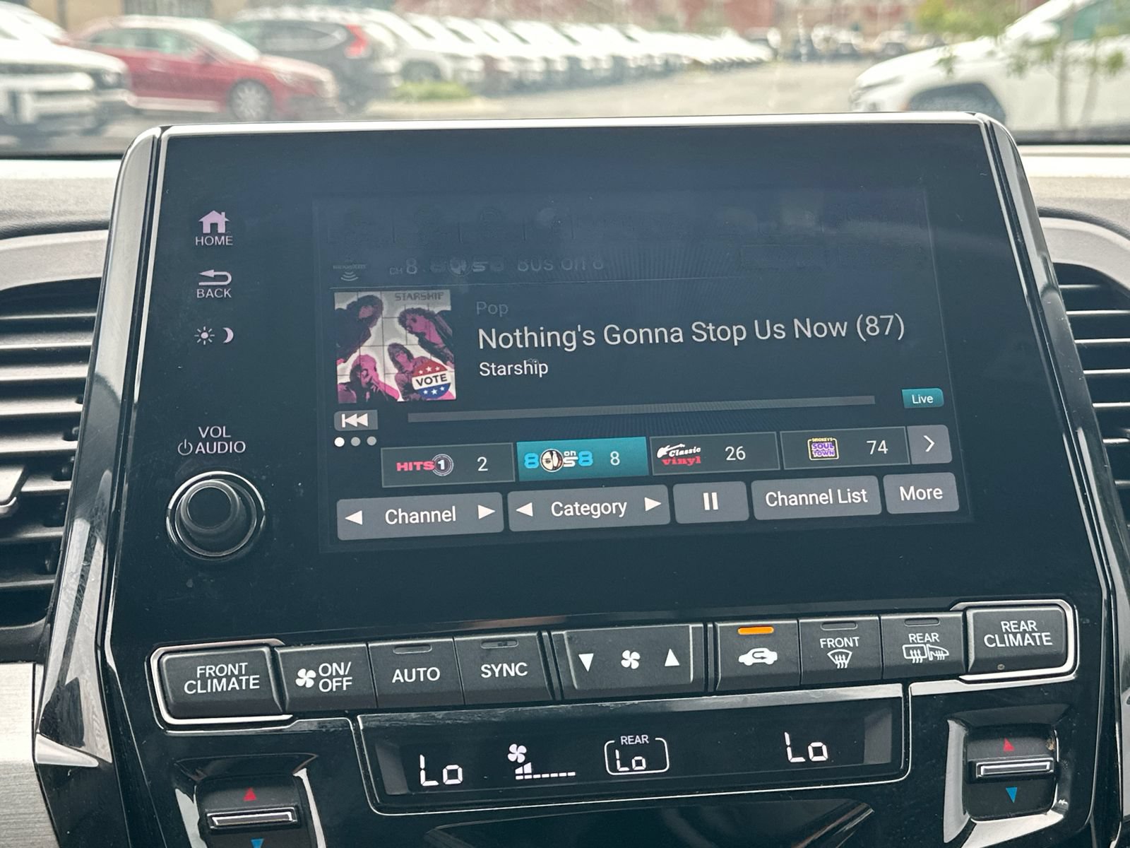 Used 2024 Honda Odyssey Touring image 32