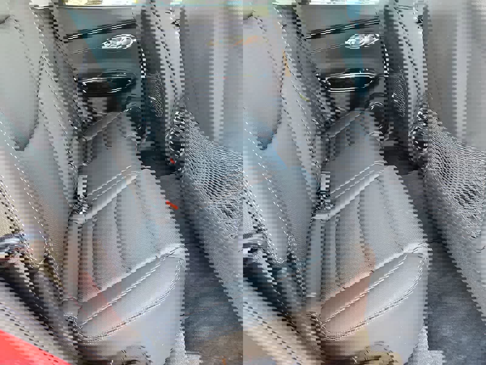 Used 2025 Genesis GV70 2.5T image 21