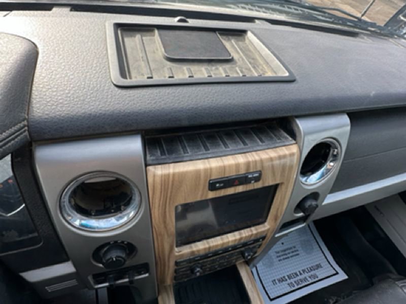 Used 2011 Ford F150 Lariat w/ Lariat Chrome Pkg image 11