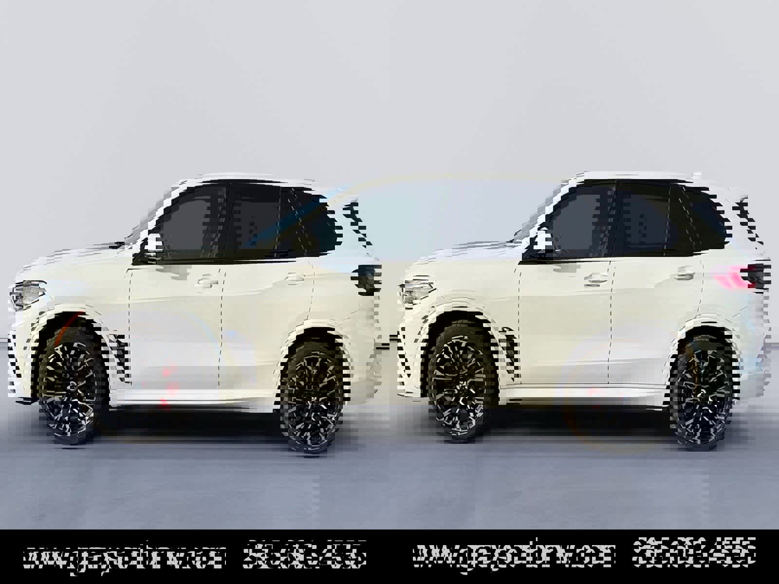 Used 2023 BMW X5 M w/ Executive Package image 5