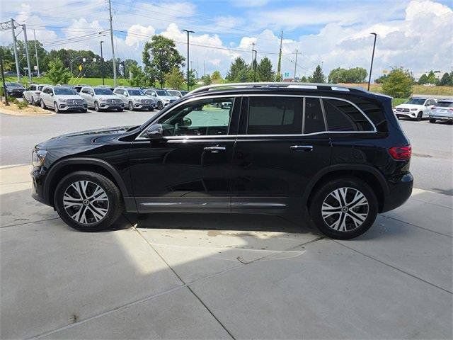 Used 2026 Mercedes-Benz GLB 250 4MATIC image 9