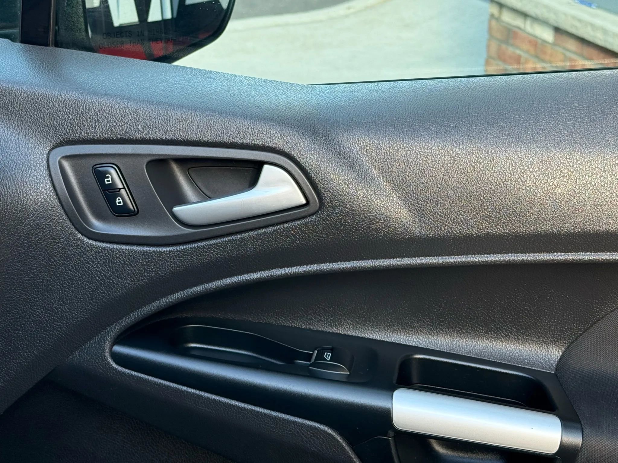 Used 2018 Ford Transit Connect XLT image 27