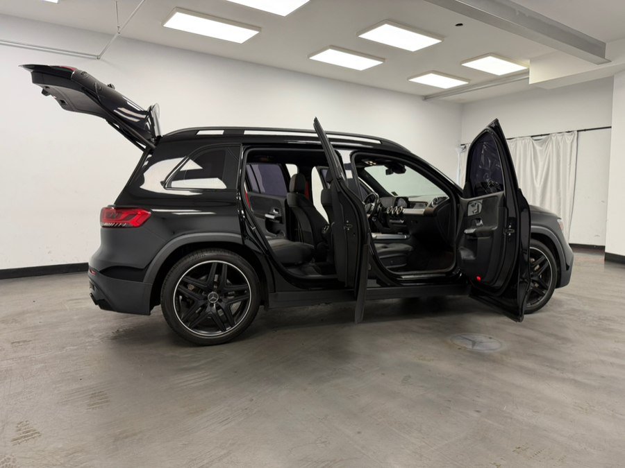 Used 2022 Mercedes-Benz GLB 35 AMG 4MATIC image 27