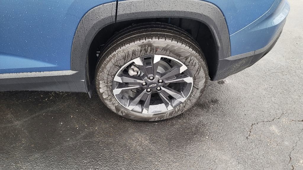 New 2026 Chevrolet Equinox RS image 8