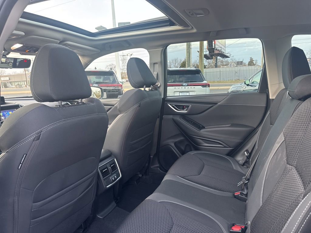 Used 2023 Subaru Forester Premium image 21