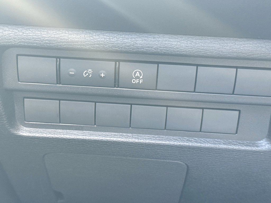 New 2026 Mitsubishi Outlander ES FWD image 10