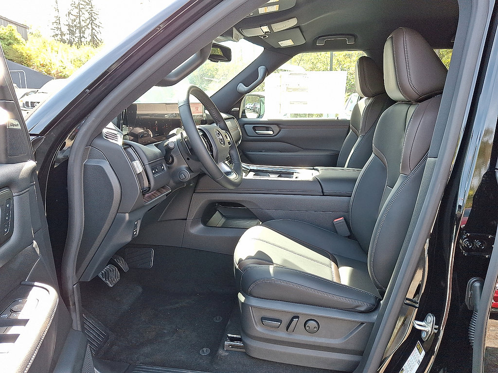 New 2026 Nissan Armada SL w/ Captain's Chari Seat Package AWD/4WD image 6