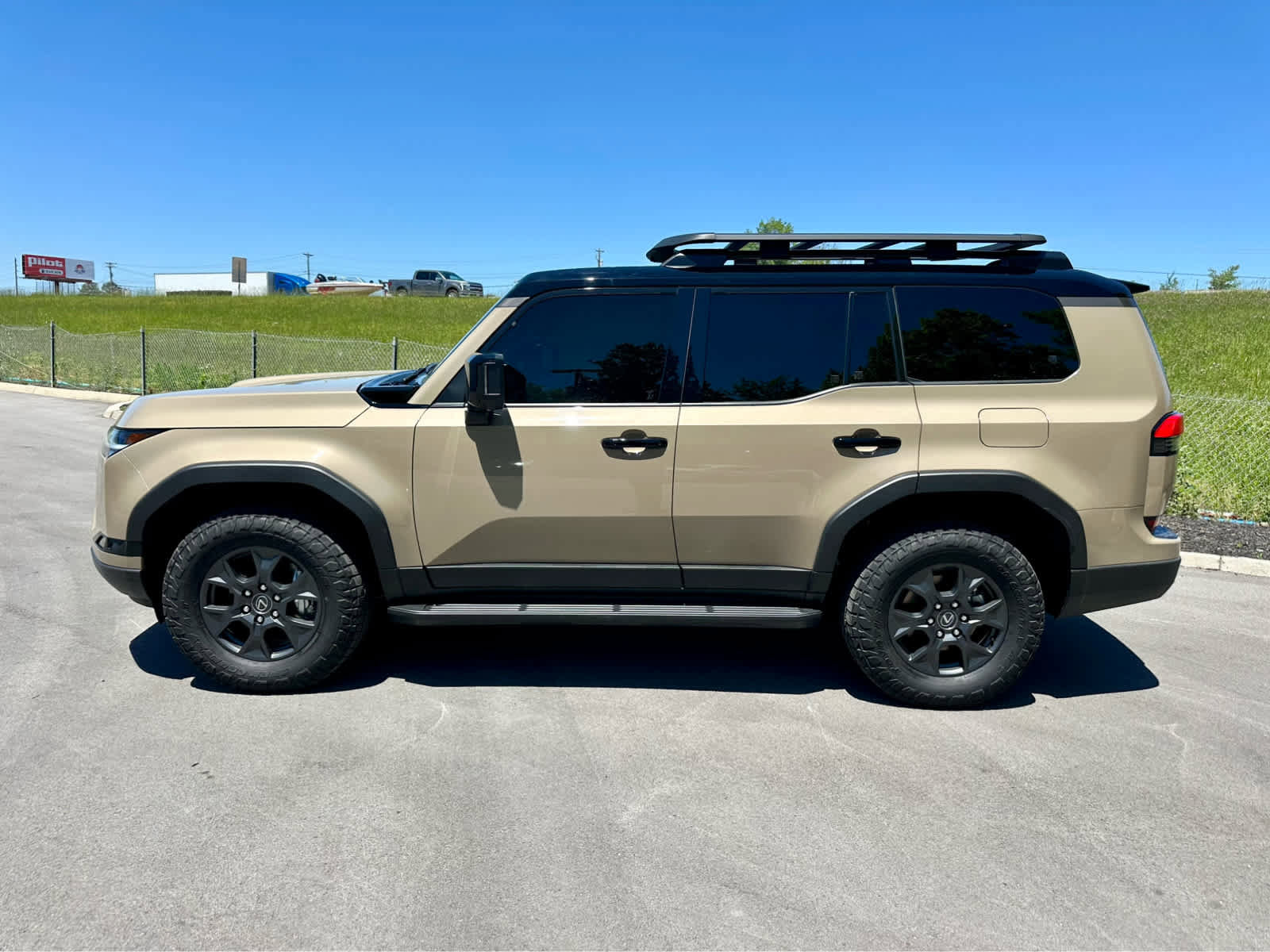 Used 2024 Lexus GX 550 AWD/4WD image 8