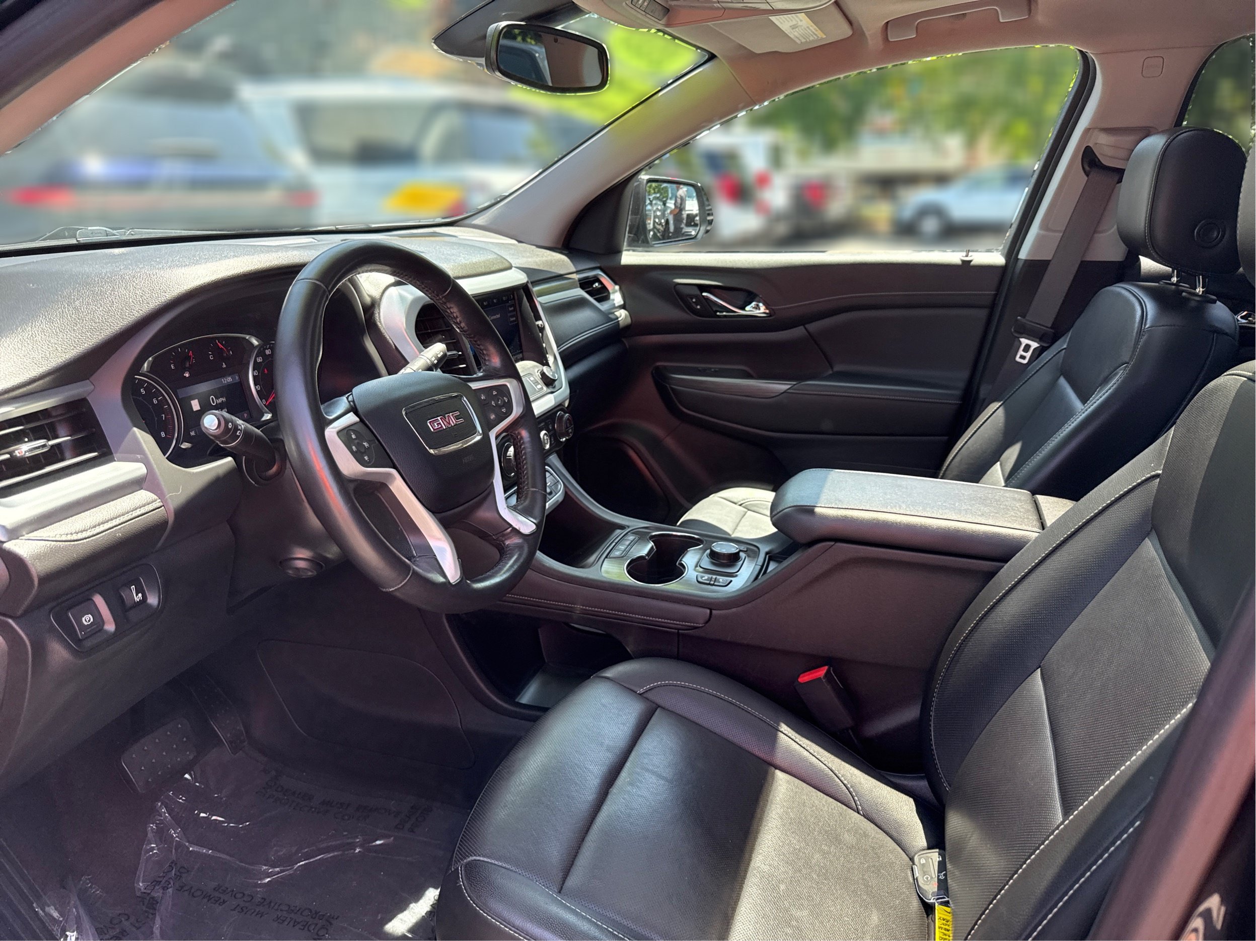 Used 2020 GMC Acadia SLT w/ Premium Package AWD/4WD image 11