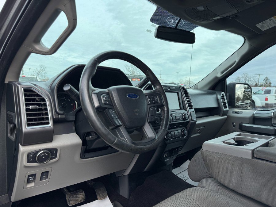 Used 2016 Ford F150 XLT w/ Equipment Group 302A Luxury image 14