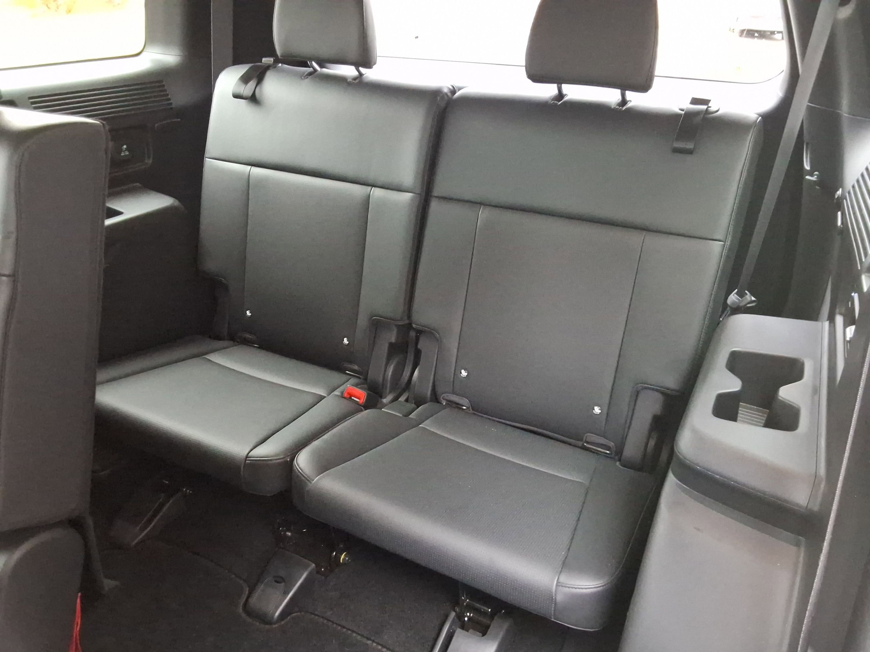 Used 2025 Hyundai Santa Fe Limited image 32