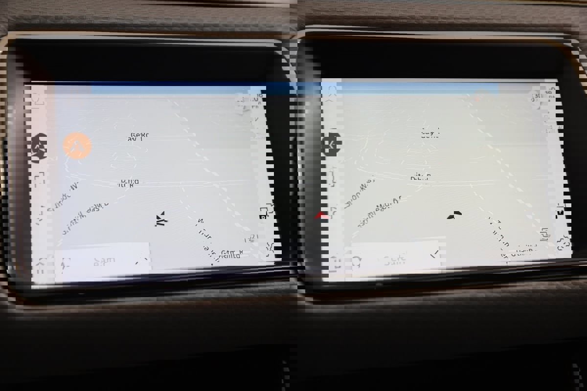 Used 2022 Land Rover Range Rover Evoque R-Dynamic S image 9