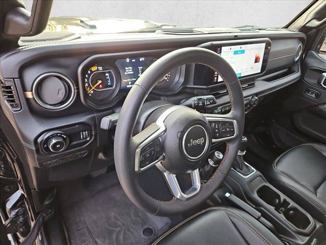 Used 2024 Jeep Wrangler Unlimited Sahara w/ Safety Group AWD/4WD image 10
