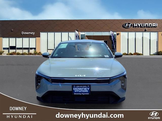Used 2025 Kia K4 FWD image 2