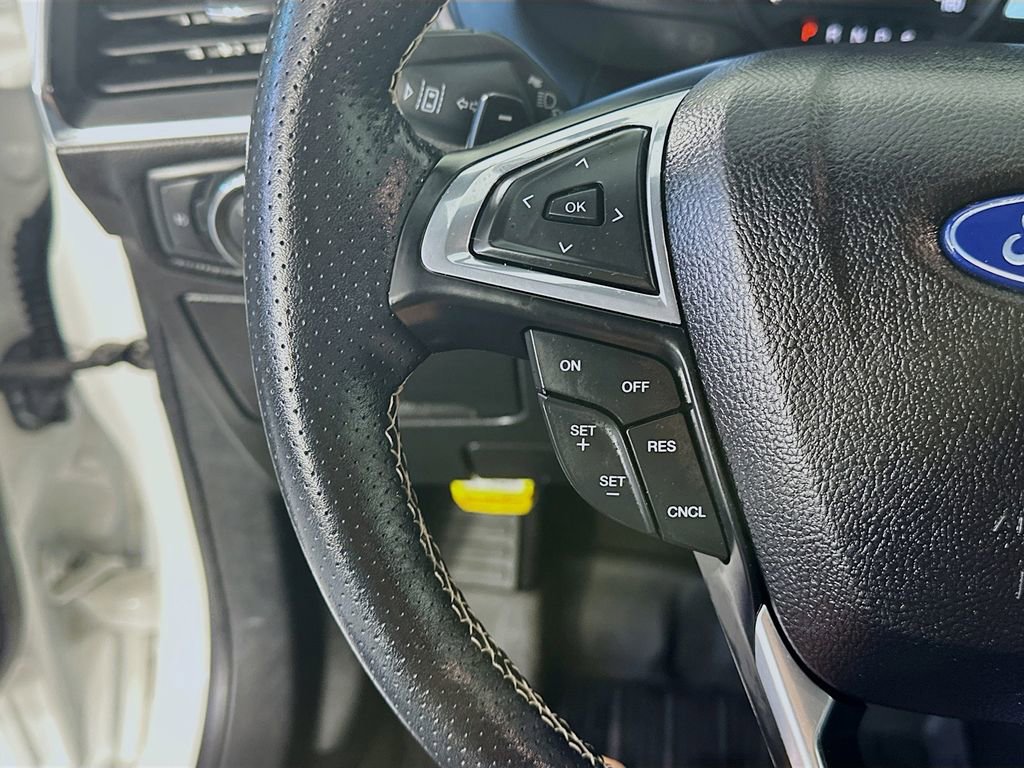 Used 2022 Ford Edge ST image 24