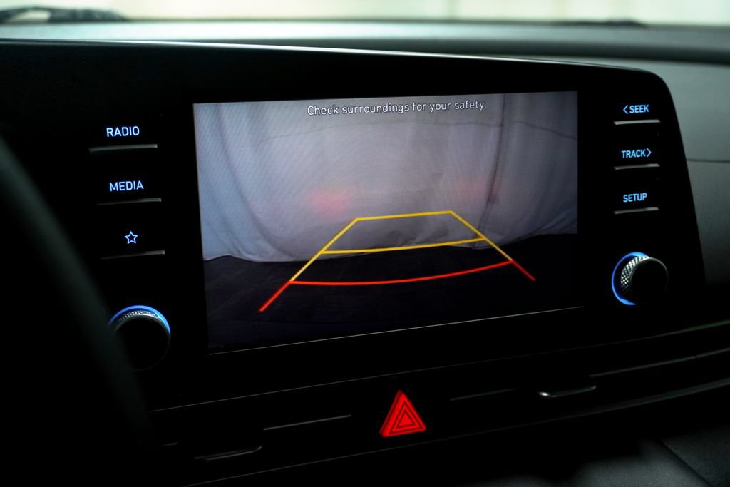 Used 2023 Hyundai Elantra SEL w/ Preferred Accessory Package FWD image 20
