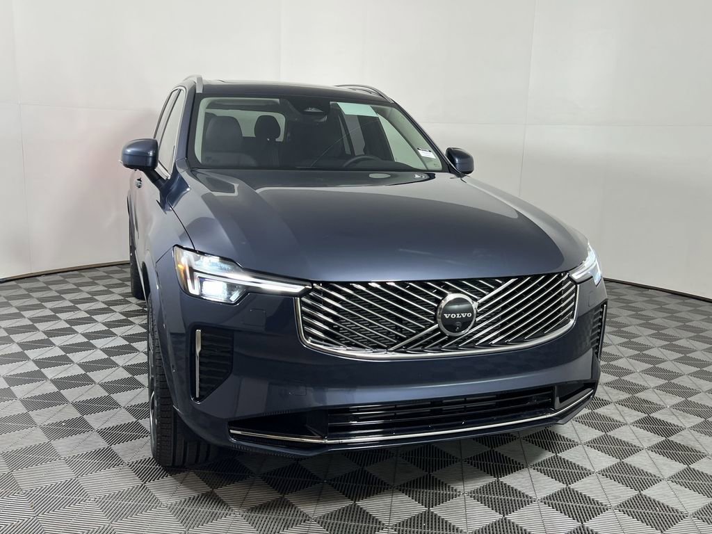 New 2026 Volvo XC90 T8 Plus image 3