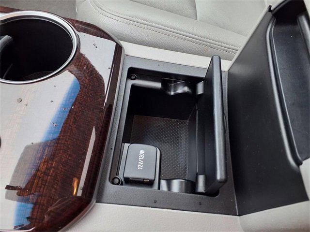 Used 2012 Toyota Camry XLE image 52