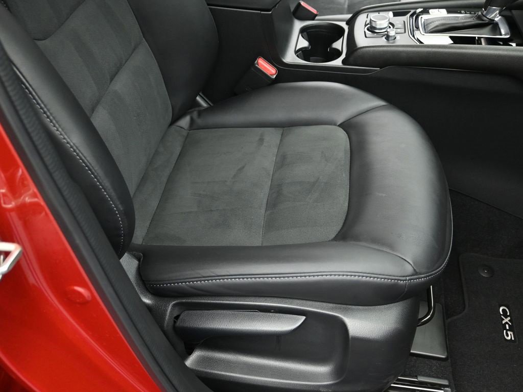 Used 2021 MAZDA CX-5 Touring image 33