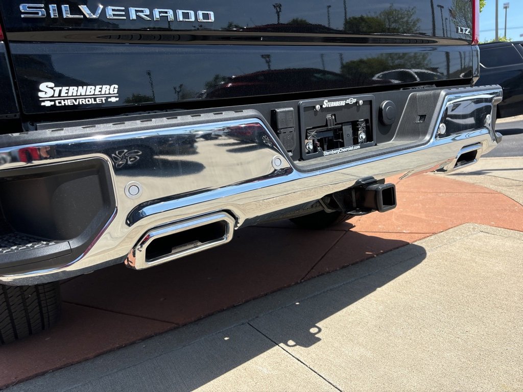 New 2025 Chevrolet Silverado 1500 LTZ w/ Technology Package image 12