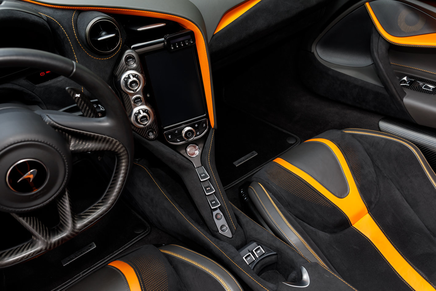 Used 2020 McLaren 720S Performance RWD image 27