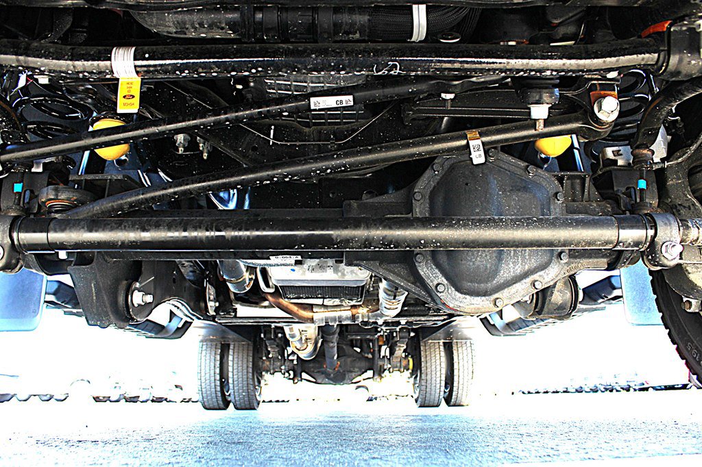 Used 2024 Ford F550 4x4 Regular Cab Super Duty image 33