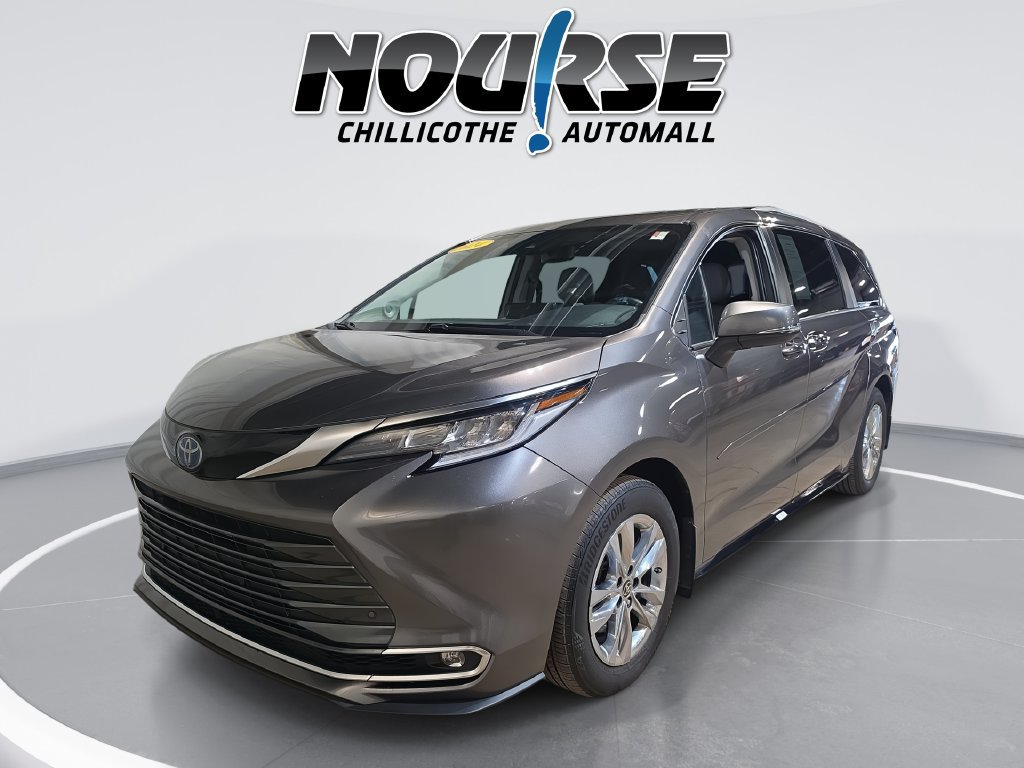 Used 2024 Toyota Sienna Limited AWD/4WD image 1