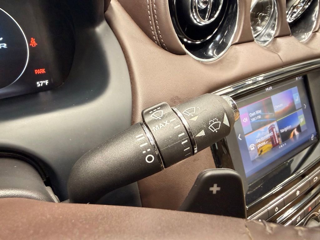 Used 2017 Jaguar XJ L Portfolio image 26