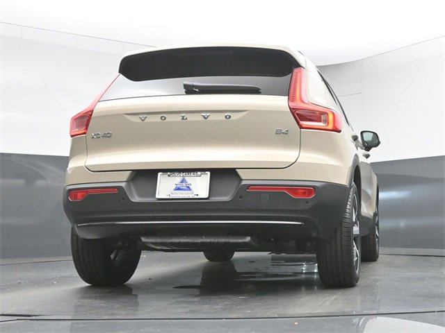 New 2026 Volvo XC40 B4 Plus w/ Protection Package Premier image 39