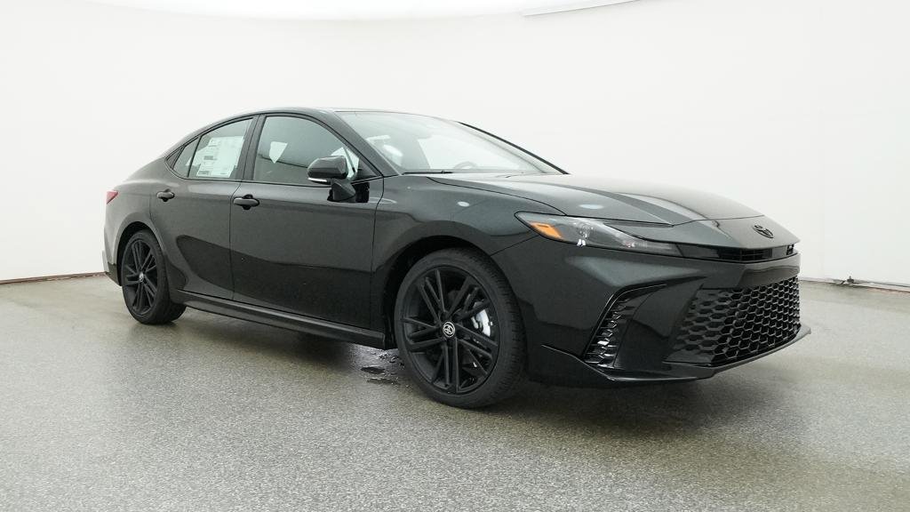 New 2026 Toyota Camry Hybrid FWD image 9