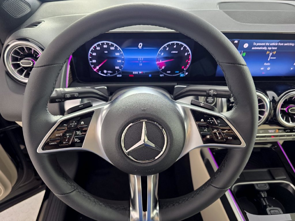 New 2026 Mercedes-Benz GLB 250 image 13
