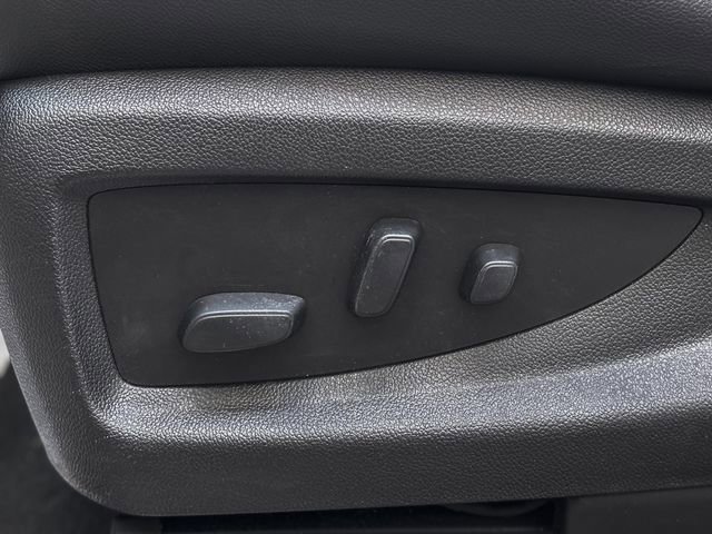 Used 2019 Chevrolet Suburban Premier image 45