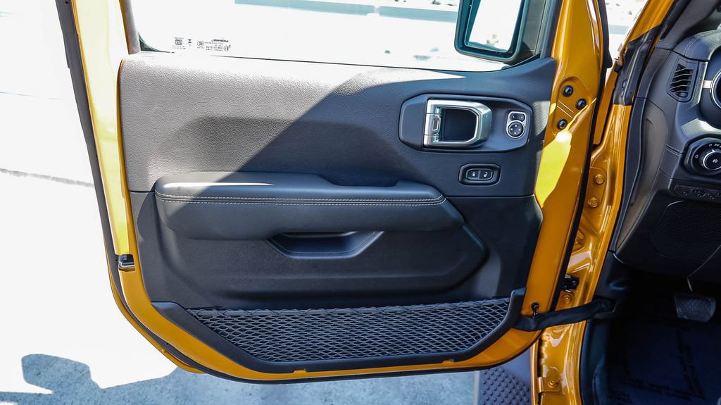 New 2026 Jeep Wrangler Unlimited Sahara AWD/4WD image 25