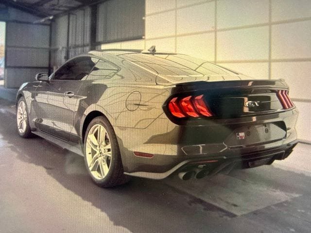 Used 2020 Ford Mustang GT Premium RWD image 4