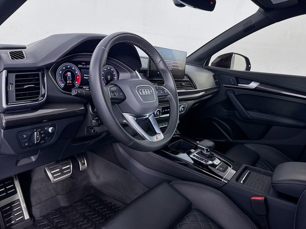 Used 2024 Audi SQ5 Prestige image 12